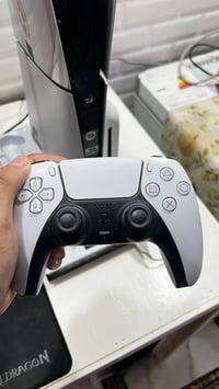 شباب ps5 سلم اوربي اخو الجديد مثل متشوف مع قاعده وسماعات السعر 725 الف...