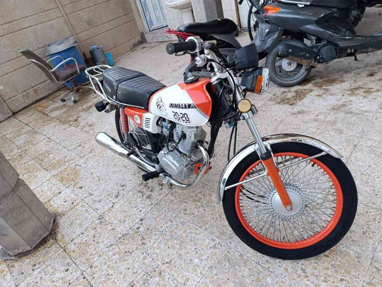 السلام عليكم متاح دراجه ايراني ارشا فول نضافه موديل 22 ولله واكفه ماطلع بيها ما متعوبه ابد رايدها 450 وبيها مجال الشراي يتصل ما متواجد ع الفيس *********** مكاني بصره
