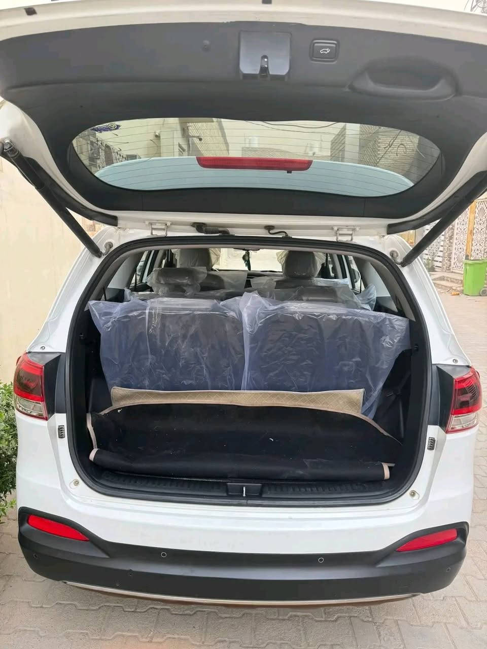 سورنتو اربعه سلندر اربيل فول مواصفات VIP ماشيه ١٠٦ محرك مامفتوح 
مكفوله كفاله عامه فقط كرت بسيط بالبنيد باقي تفاصيل على الخاص للاتصال ***********
موجوده بالنجف
