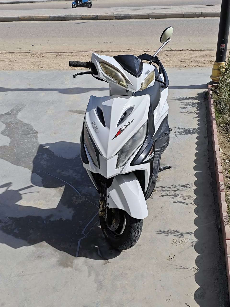 السلام عليكم (مكلف بنشر)
دراجه جامبو صيني المكينه مال ماكس بلادي مو تحوير دراجه نضيفه او كهربائيات كله شغاله سلف هندر شغال ( للمراوس فقط حسب القناعه) تواصل فقط واتساب *********** مكاني ناصريه مركز
