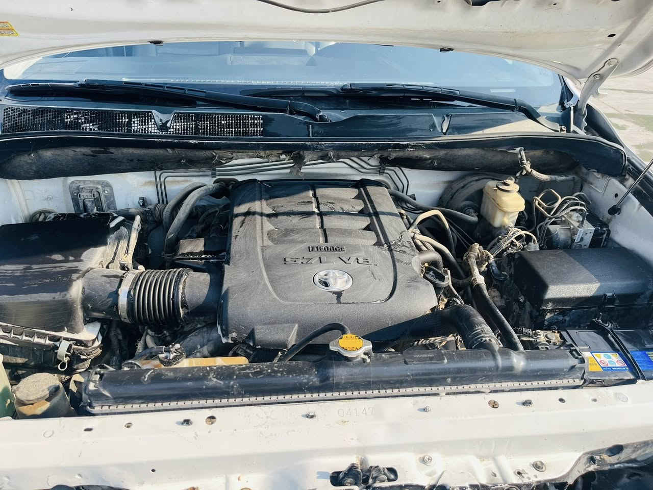 السلام عليكم تيوتا تاندر 2013 ماشيه 150حقيقي محرك 8سلندر 5700 محرك وكير مكفولات تخم تاير صدر كله جديد تبريد ثلج سياره جديده كلش قطعتين صبغ بس رش فقط السعر 157$ المكان واسط الصويره لاستفسار ***********
