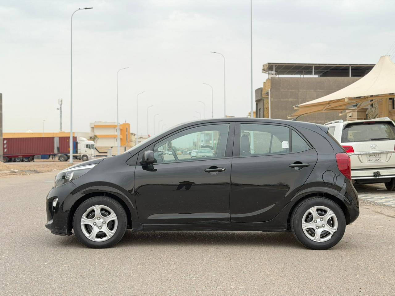 السلام عليكم
كيا بيكانتو 2020 
رقم بغداد بسمي سنويه ورقام وهزه جدد(مشروع وطني تتحول من بصره
. خليجي. محرك 1400 دوش. ماشيه 45 كيلو. شاشه كامره حساس تحكم ستيرن قطعه وحده صبغ.  جاهزه السياره تبريد كير محرك حداديه تايرات. 
مكاني بصره
شراي يخابر

***********
