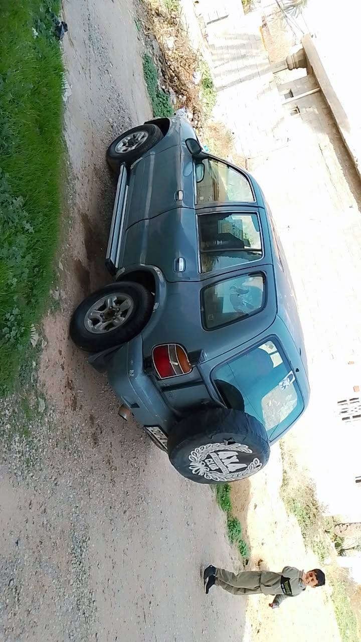 يالله سبورتج موديل 95سنويه لل30مشروع وطني اي مكان احواك 
لون سمنتي بلادي صبغ حزام  قماره بلاديه اكفله
سياره بدون حادث اي ضربه مابيه تخم تايرات جدد
صدر امامي مشتغله جديد كهربيات كله شغاله مسجل دمام 
جام يصعد وينزل سياره مال بيت وحلوه عاليه 
بل عافيه ع ياخذه مكينه وكير نضاف مكينه ونجي مكاني ديالى بعقوبه تحرير سعر 29بيه مجال ***********
