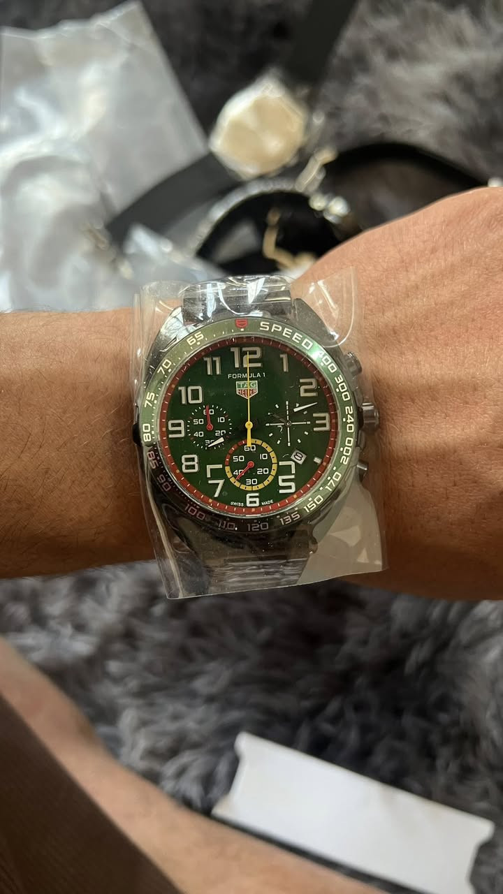 شلع 7قطع ب200$ الساعات جابوهن اليه من الصين من افضل نوعيات درجه اوله  شبه الماركه تحمل مواصفات الماركات


**إذا كنت صاحب هذا الإعلان وتريد حذفه لأي سبب، رجاءا أرسل رسالة إلى الدعم الفني**