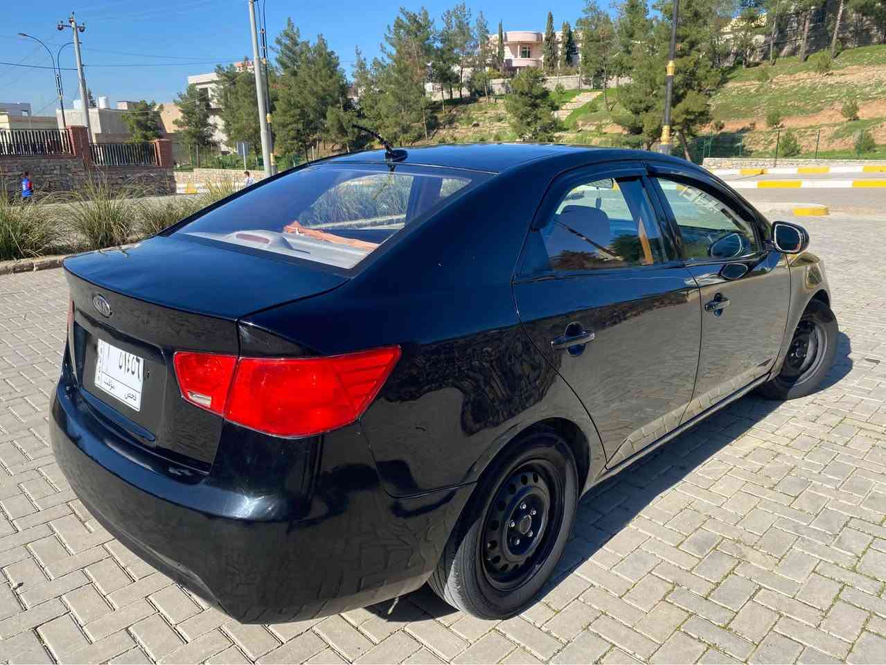 سەرەتا بە ناوی خوای گەورە و میهرەبان

فرۆشتنی خێرا

کیا سیراتۆ

مۆدیل ٢٠١٠

ساخ

رەشی قتران

نموونە لە جوانی و پاکی

گیر و مەکینە و کارەبایی و تەبرید و تەقە و رەقە و تندوتۆلی بەشەرت چرکەی تیدا نیە

گیر و مەکینەی بەشەرت نەکراوەتەوە گیر تۆماتیکە

دەعم و لیدراوی و موس و براوەی بەشەرت

پیش و دوای کەپسە و سەقف و شان و چواردەوری شوشەیی

کالبوونەوەی نیە

٤ تایە و ویلی لۆکی بیلادی لە ژێرە

تاقم کوشن و گاعی تازە تیگیراوە

سەیارەکە مالی دۆستە و چرکەی تیدانیە و دیناریک مەسروفی نیە

کامل سیرڤس کراوە 

بۆ عەیب و عار پرسیار مەکە.!

شوین//هەلەبجەی شەهید

سعری// ٤٨ گڵا و مجالیکی برایانەی تیدایە

ئاسیا ***********

کۆرەک ***********

واتساب و تیلگرام و ڤایبەری لەسەرە.! حلبجة, السليمانية
