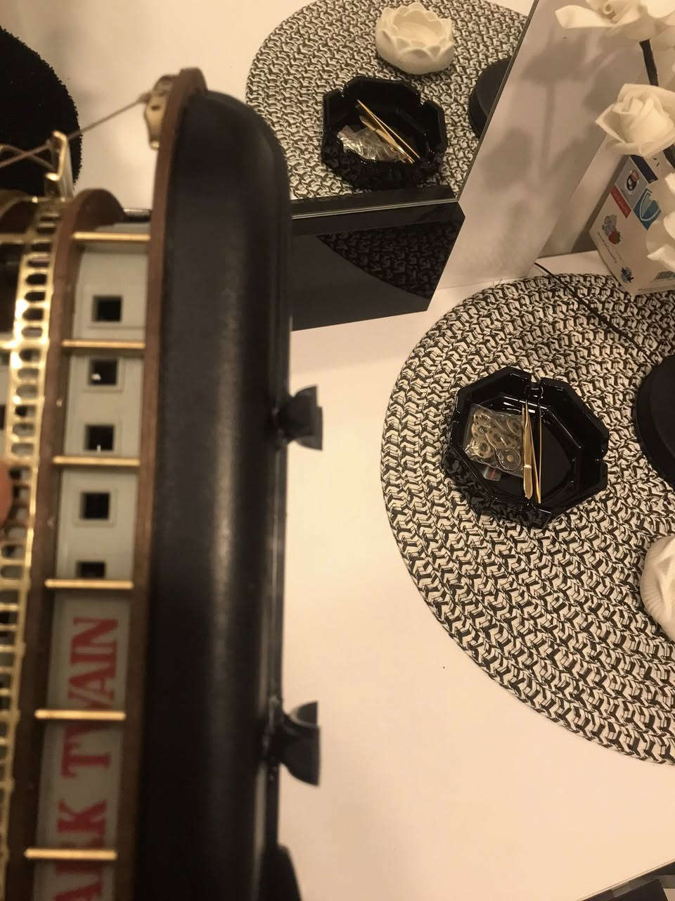 سفينه ارتفاع ١٧ طول ٣٠ بيها راديو قطعه من النوادر سعر ١٠٠ الف


**إذا كنت صاحب هذا الإعلان وتريد حذفه لأي سبب، رجاءا أرسل رسالة إلى الدعم الفني**