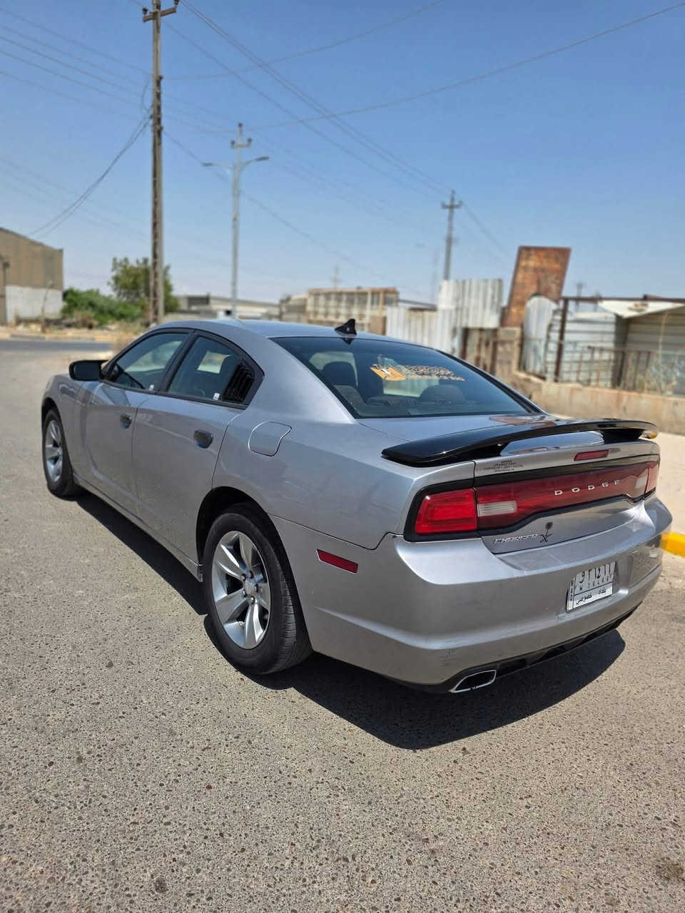 السلام عليكم
للبيع او مراوس ب ادوات 
چارجر وارد امريكي Sxt 2013 رقم بغداد

بيها 3 قطع
بيها بنيد مبدل فقط بدون دواخل 
وبيها جاملغين خلفيات بدون دواخل واحد من الجاملوغات مبدل القبق مالته 
وقبق الجنطه بلادي سليم
وسياره بيها مكينه تنقص 
السعر 130 وبيها مجال للطيبين 
صلاح الدين - بلد 
***********
