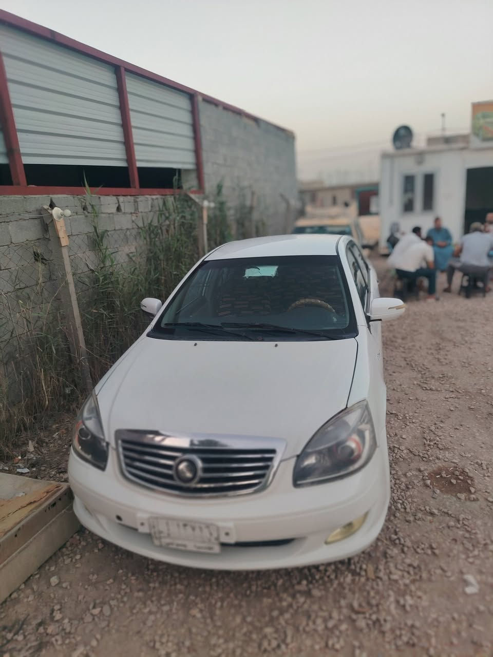 سلام عليكم جيلي موديل ٢٠١٣ مكفواله من ضربه وتبديل مشروع وطني رقم قادسيه تحويل مباشر كير ومحرك وشواصي شرط تخم تاير كهربائيات شغاله *********** مكان دوانيه عفج
