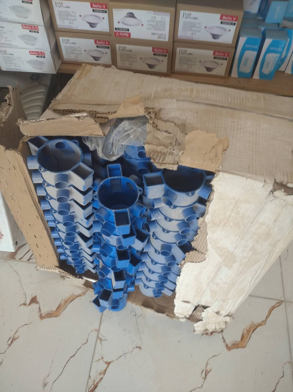 السلام عليكم يوجد جكشن بسعر مناسب جداً اقل من سعر الجمله يوجد توصيل داخل النجف (وبسعر 1.500) يوجد جمله ومفرد بواري تأسيس كهربائيّ البيع بسعر مناسب جداً اقل من سعر الجمله يوجد توصيل داخل النجف( بسعر الف دينار) البوري الواحد يوجد جمله ومفرد رقم التواصل ***********
