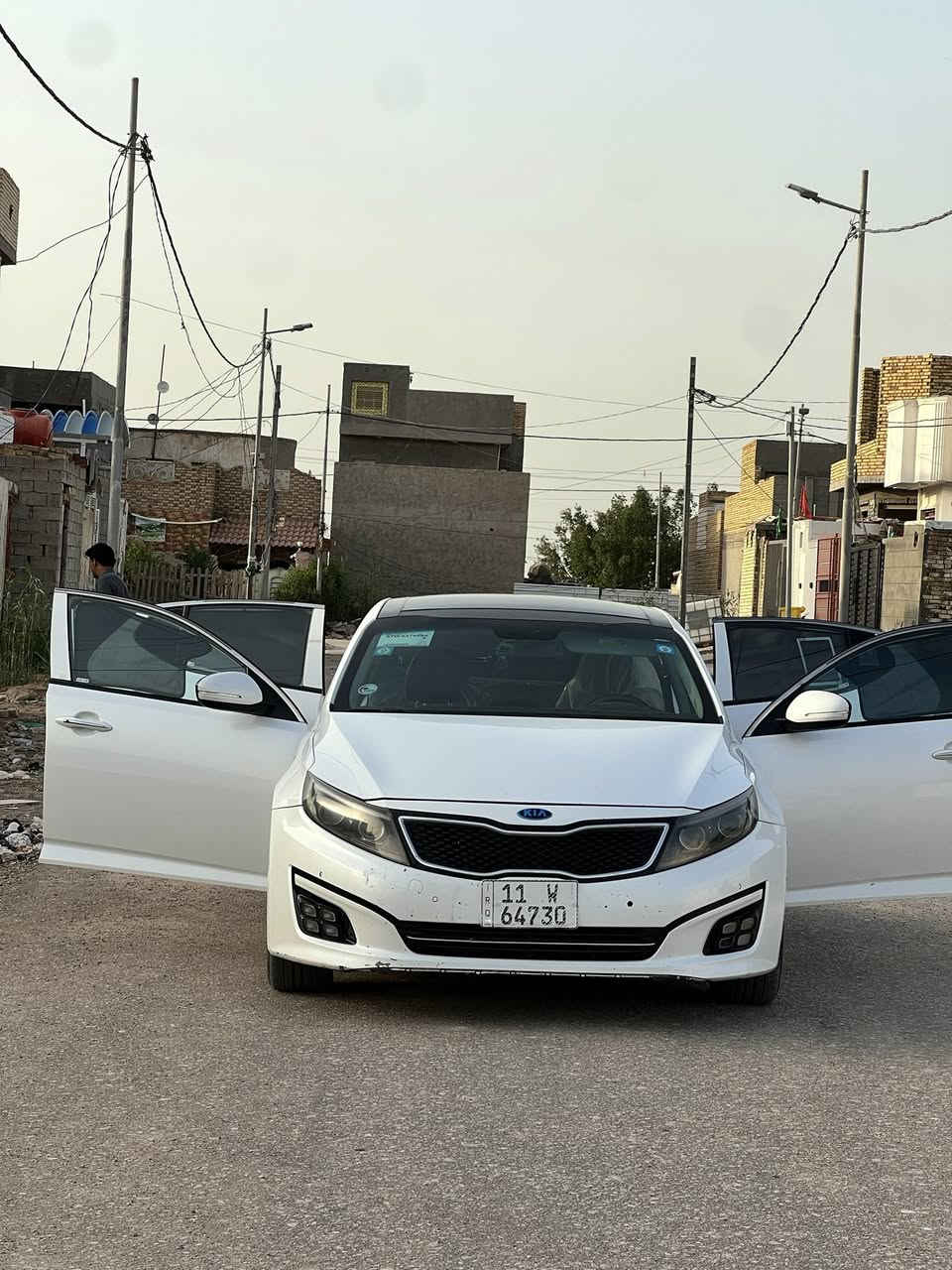 سلام عليكم
k5 موديل 2014شكل (2015)
وارد كوري مكينه 2000GDiاضافة الى التيربو 
فول موصفات ViP أعلى فئه 
رقم بغداد انكليزي 
سياره باسمي 
 كفاله عامه ما عدا(بيها شويه بارد بجاملغ كد شبر ) موضح بسونار  
مكاني الدوانية 
موجود وتساب 
وسعرها خاص  
رقم ***********
