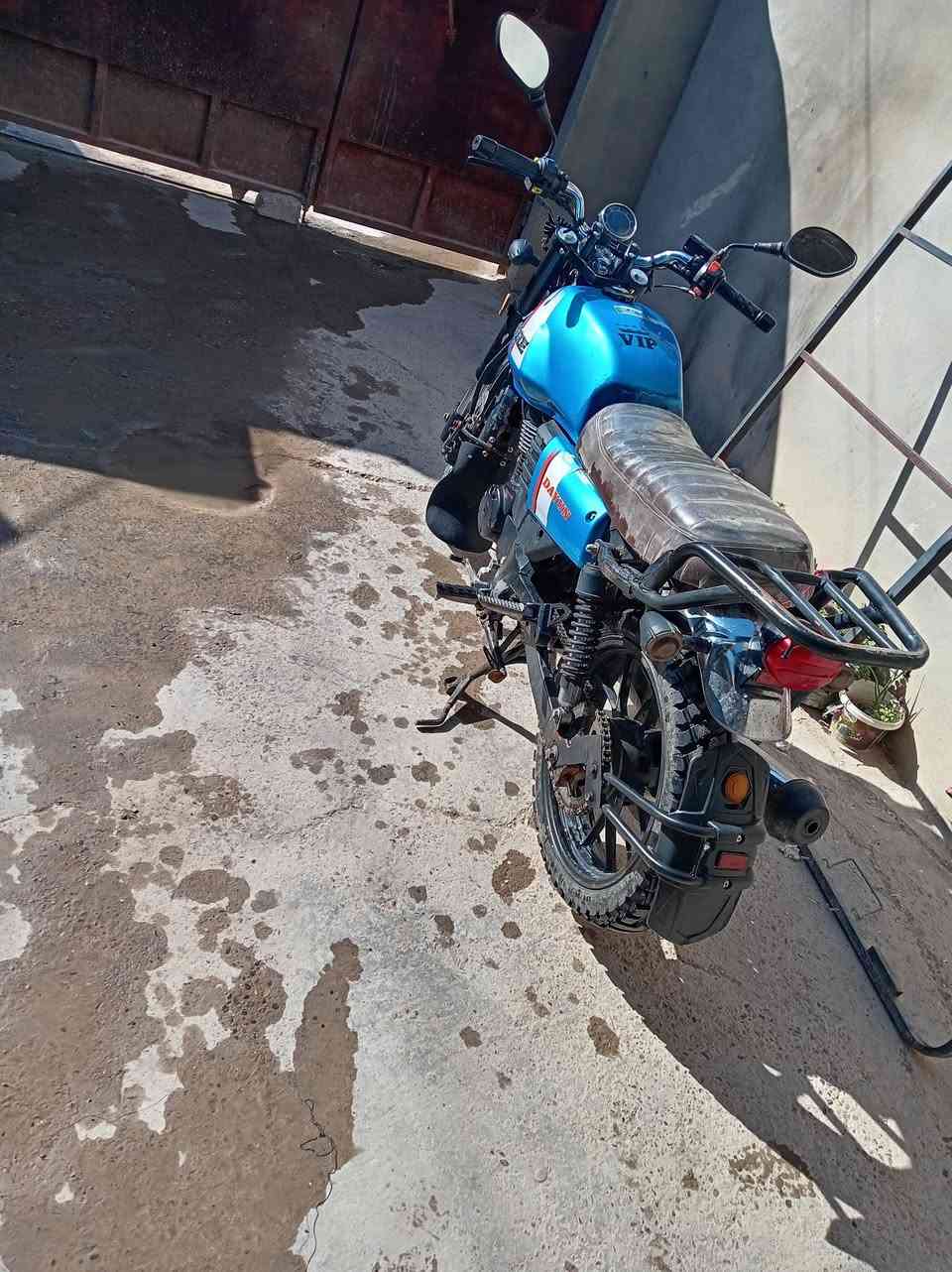 السلام عليكم
الدراجه للبيع
ديوان لاتي
موديل 22
مكينه 200cc
اوراق اصوليه بس اترقم
مكمركه وكامله
سويت الها  ادامه كامله
بقى بعض املاحظات البسيطه
مكانها سامراء
سعرها مليون و300


**إذا كنت صاحب هذا الإعلان وتريد حذفه لأي سبب، رجاءا أرسل رسالة إلى الدعم الفني**