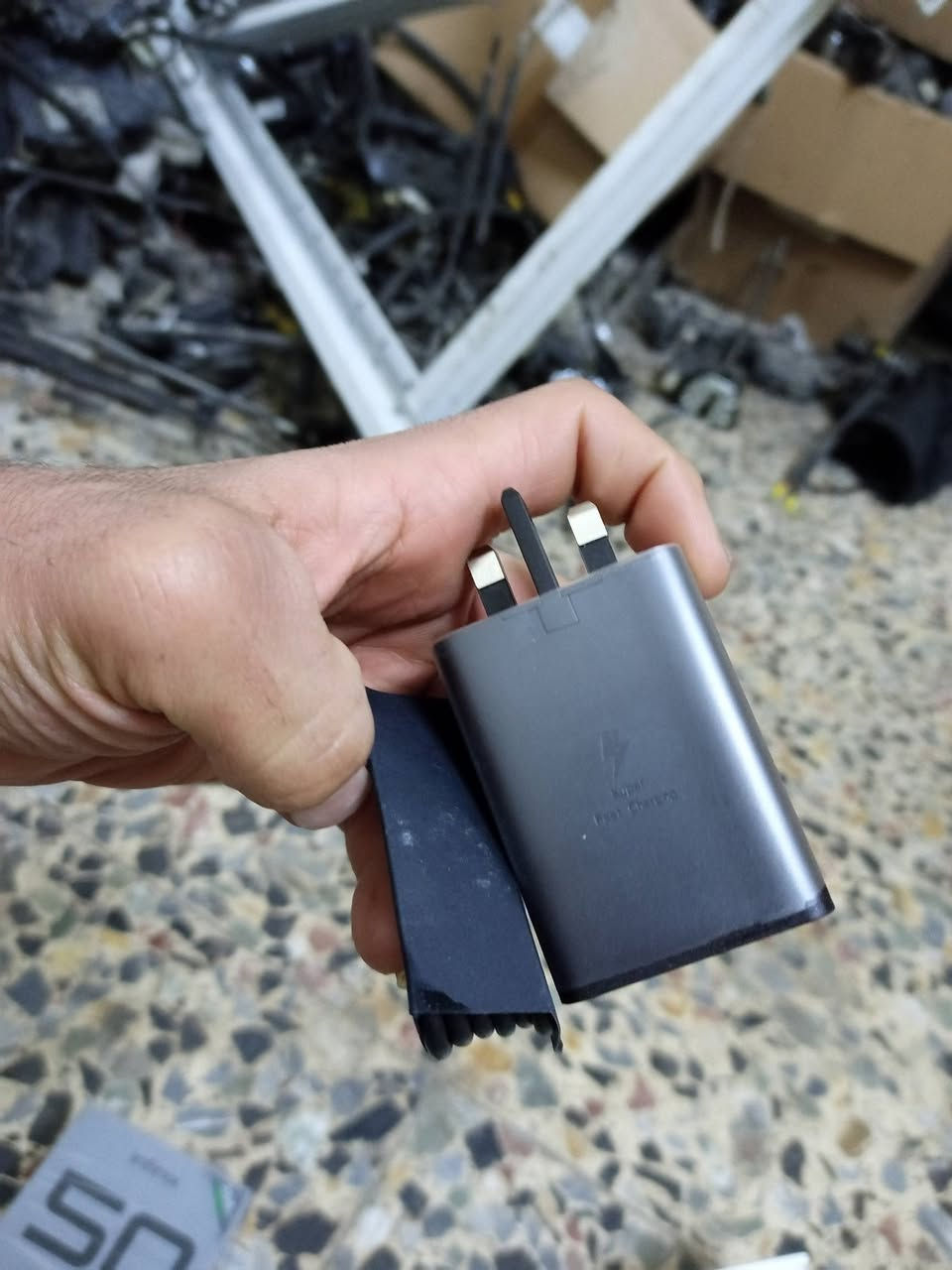 السلام عليكم ورحمة الله وبركاته
كارتون انفنكس كامل حت الماكسيف
السعر/35 الف فقط

شواحن سامسونج اصلي وكالة مال الترا
65 واط شحن سريع
السعر/35 الف فقط

مكاني بغداد البلديات
شاري اتصل ***********
توصيل ماعندي اعتذر
والأسعار جوا الشوك شرط
والماعنده على حسابي
