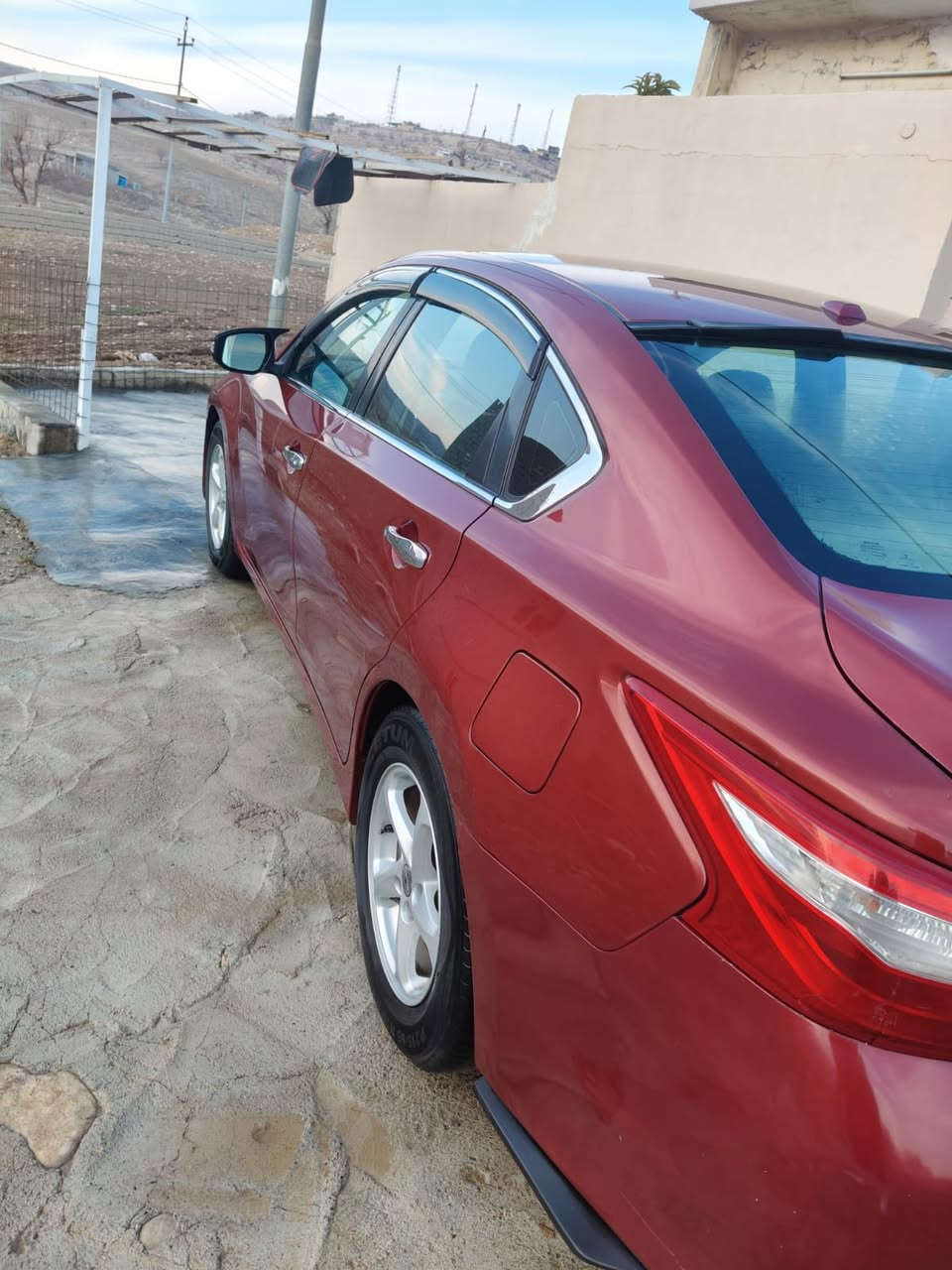 السلام عليكم
للبيع نيسان التيما موديل 2016

رقم اربيل وهزه 

مكينه وكير وتبريد كله بشرط وين ماتريد افحص محرك 3500 المرغوب 6 سلندر

مواصفات SL فول اعلى فئة

بصمه

كشنات هيتر+جلد+كهربائي

داخل اصفر ملكى

تبريد قطعتين

ثلاثه كير سبورت

تخم تايرات جدد

وبعد بيها مواصفات

سيارا بيها بونيت+جاملغ امامي 

مكان السياره / اربيل _ شقلاوه 

السعر /// 105$ 

رقم الهاتف // *********** متواجد واتساب
