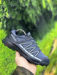 أصلي • مقاس ٤٠ • ٢٥سم