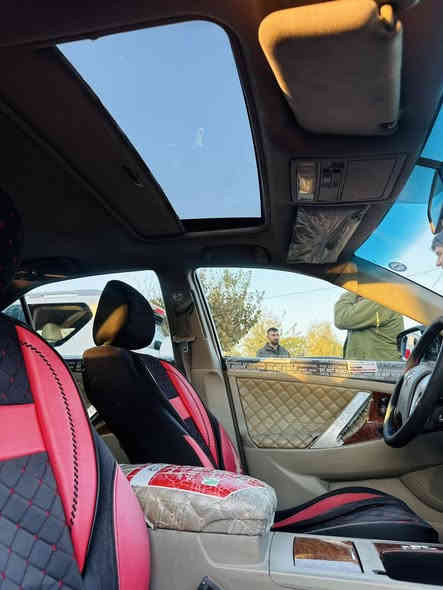 کامری 2008 ـGLX 
2بارجە بوياخ کەميك ناوگردن
تەحويل  غرامە بەشەرت 
تەقەوڕەقە بەشەرت 
مەکينە کراوەتەوە .بەشەرتی هەموو شتيک 
108کەلا معامەلا 
***********
