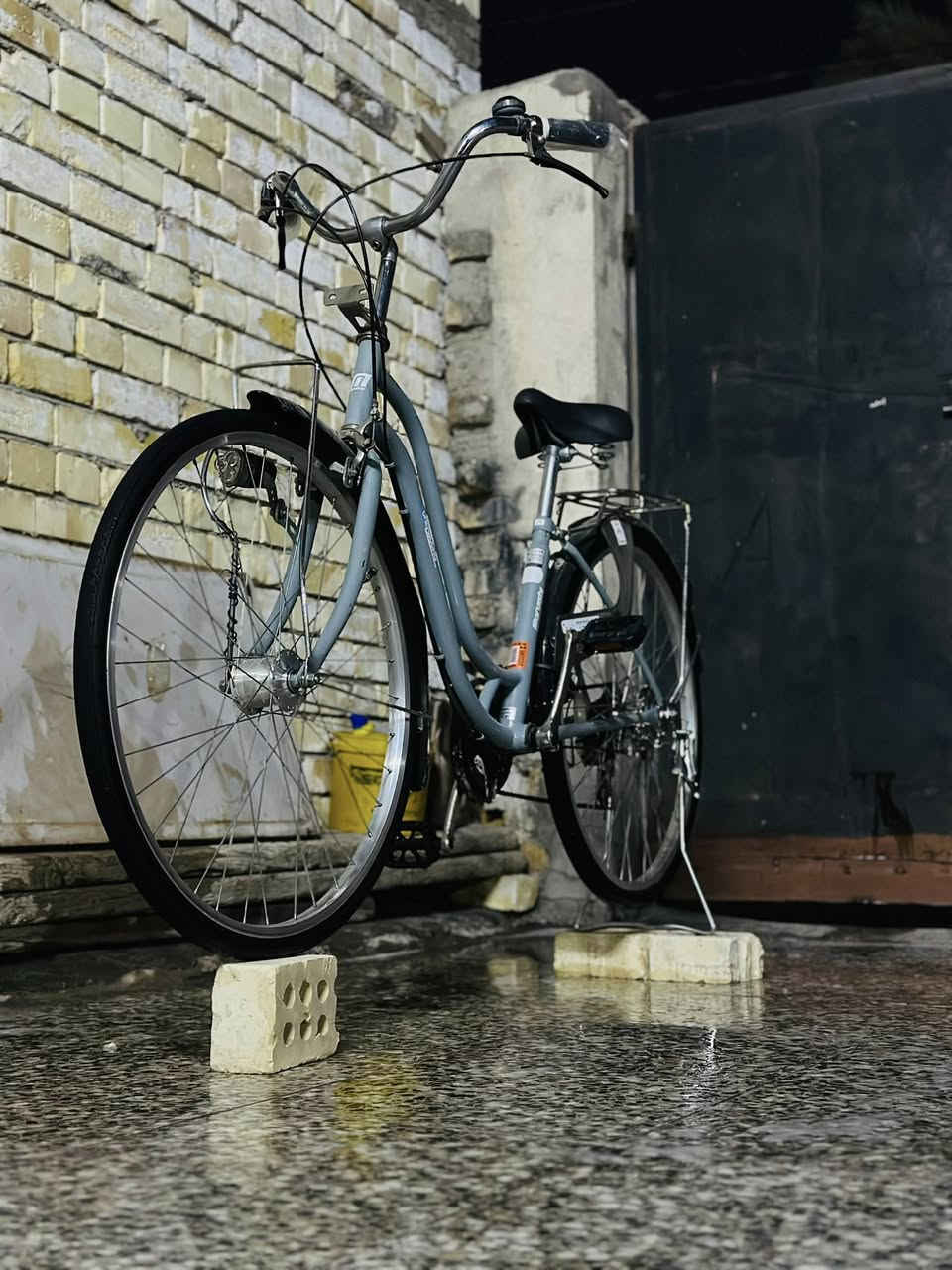 السلام عليكم  شباب بايسكل للبيع بطه حجم 26 موديل 2021 جديد كلش بس بي 3 طخات ب ماشه و الباقي كفاله السعر 120بي مجال قليل حك الجيه المكان بغداد


**إذا كنت صاحب هذا الإعلان وتريد حذفه لأي سبب، رجاءا أرسل رسالة إلى الدعم الفني**