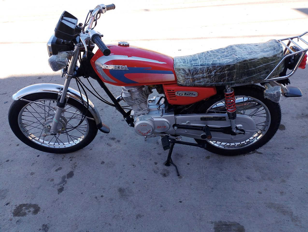 دراجة 4 كير ارشه موديل 19 أوراق اصولي شاصي رفيع بدل بوش بستم سعر 750 بيها مجال قليل مكاني واسط النعمانيه رقم الهاتف ***********
