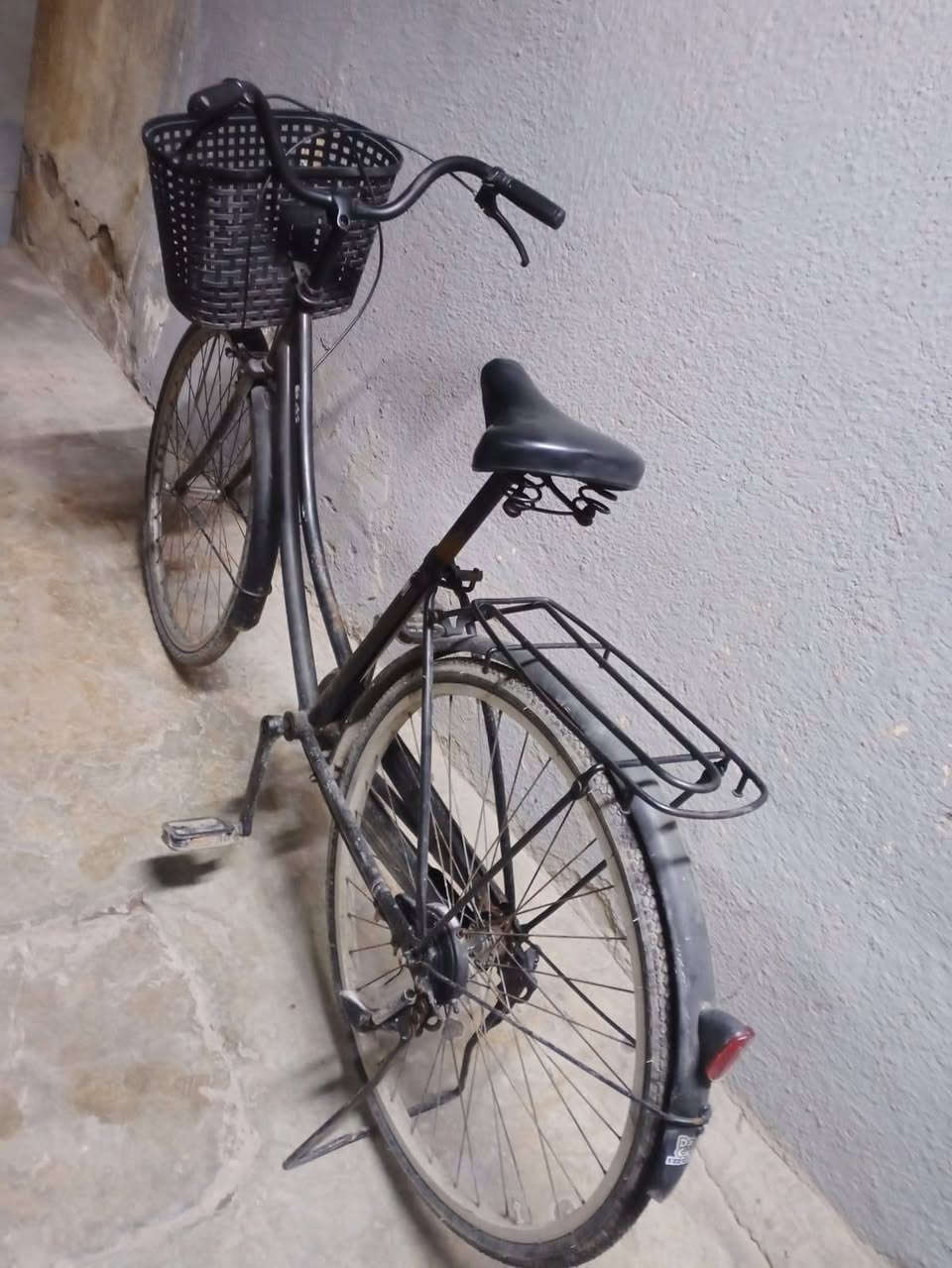 سلام عليكم
بايسكل للبيع جديد 
تايرات جديد بريك امامي وخلفي جديد
سعر 55قفل
مكان كركوك مصلى 
اتواصل الرقم ***********
