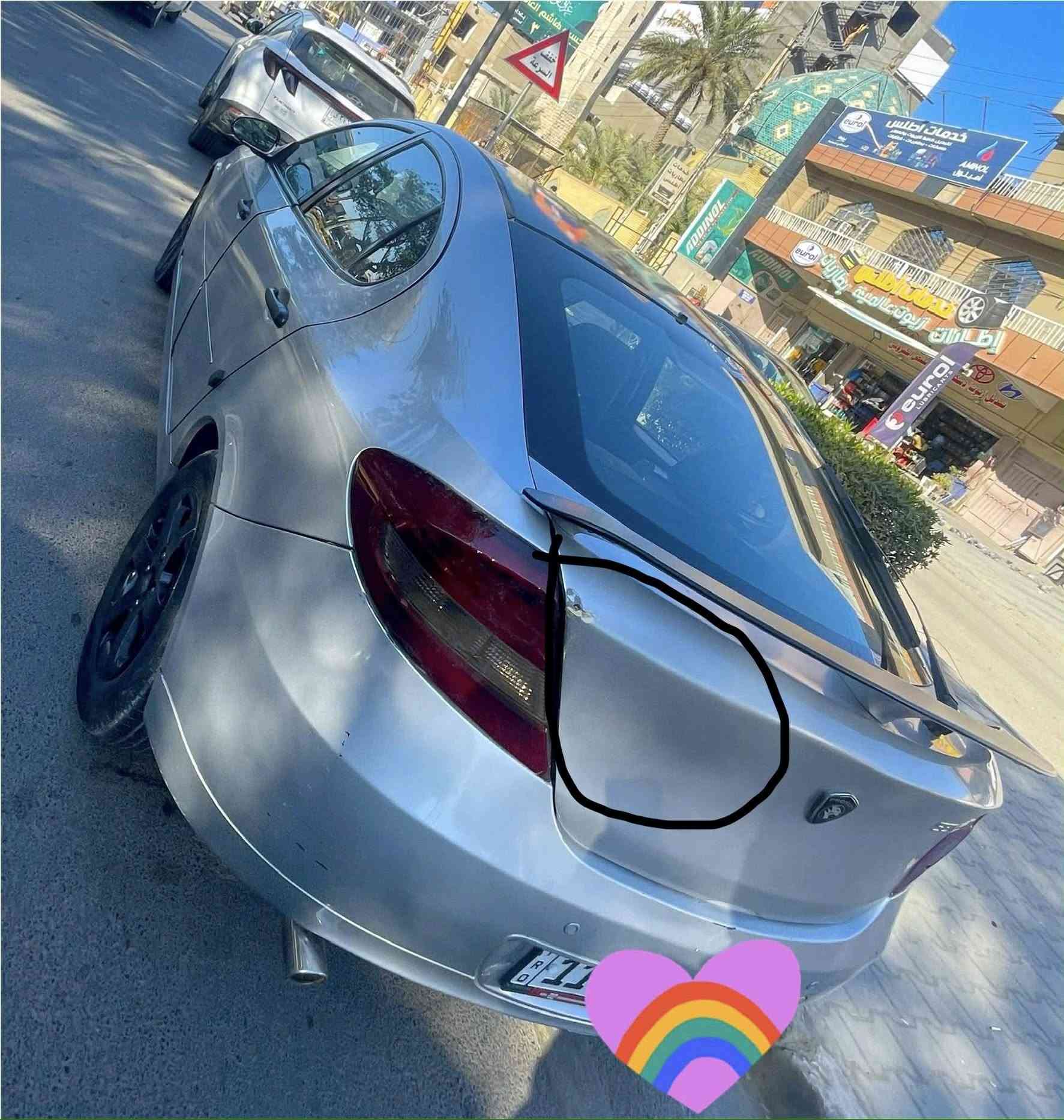 سلام عليكم
للبيع بروتون جين ٢ موديل ١٦. ماشيه ٩٦ رقم بغداد الدولي الجديد غرفتهه جديده تبريد ثلج. دواخل مكينتهه شركه  سياره جاهزه.  شاشه قلابه زنون 
السياره بيهه ربع الجنطه. وبيهه ربع بين الباب والجاملغ صار بيهه طخه   والباب مال الصدر بيهه هم ربع صبغ والصور ماشرلكم. ع صبغ السياره مال بيت. ونضيفه والسياره. شكل رياضي مسويلهه فابلون بنوراما. والي ميعجبه عادي يشيله السعر ٧٣ بيهه مجال المكان بغداد المنصور ***********
