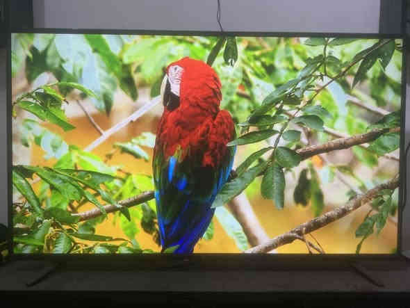 السلام عليكم شاشه حجم 57 الريان غنية عن التعرفين تشغل دقه 2400 8k  نضيفه ما مستعمله هواي ولا مصلحه سعرها 200 الف قفل مستعجل
***********
