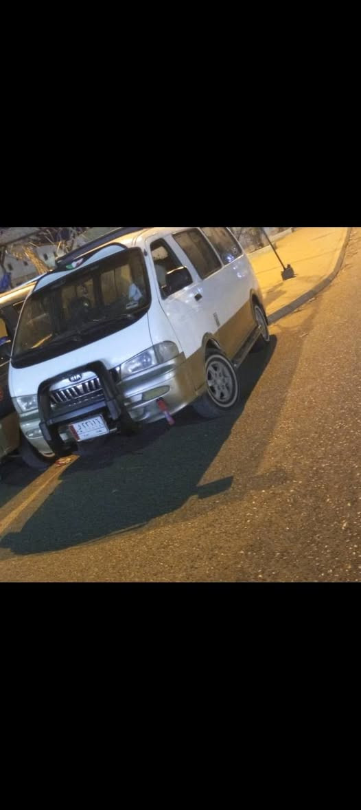 سلام عليكم بريجوو 2000بسمي مصبوغه عام مكينه وكير وكسل كفاله سعر 75بيه مجال***********
