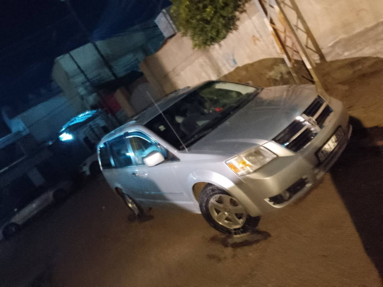 دوج كرفن موديل ٨ فول موصفات بيه صبغ قطعتين الشري يجي خاص


**إذا كنت صاحب هذا الإعلان وتريد حذفه لأي سبب، رجاءا أرسل رسالة إلى الدعم الفني**