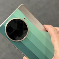 تكنو كامون 30 برو فايف جي للبيع  نضيف فوك اخو الجديد ببجي ٩٠ فريم ذاكر...