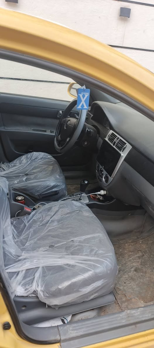 السلام عليكم اوبترا مديل ٢٠١١ شركه العامة بلادي اصفر
سيارة جاهزة باسمي مصبوغة حزام اثر جراد قمارة وجنطة وبنيد ما مصبوغ مكينه قبل شهر فتحته مخليت شي ما بدلته من قوايش ضاغطات رولات كازكيت كلشي بدلت 
نواقصة بور ستيرن وحداديه ٧٥٪ دواخل نظيفة 
رايد مراوس بامبالا تكسي خصوصي مناسب نفس السعر ٦٨ بيع لغرض دوامي بعيد وسيارة متتحمل


**إذا كنت صاحب هذا الإعلان وتريد حذفه لأي سبب، رجاءا أرسل رسالة إلى الدعم الفني**