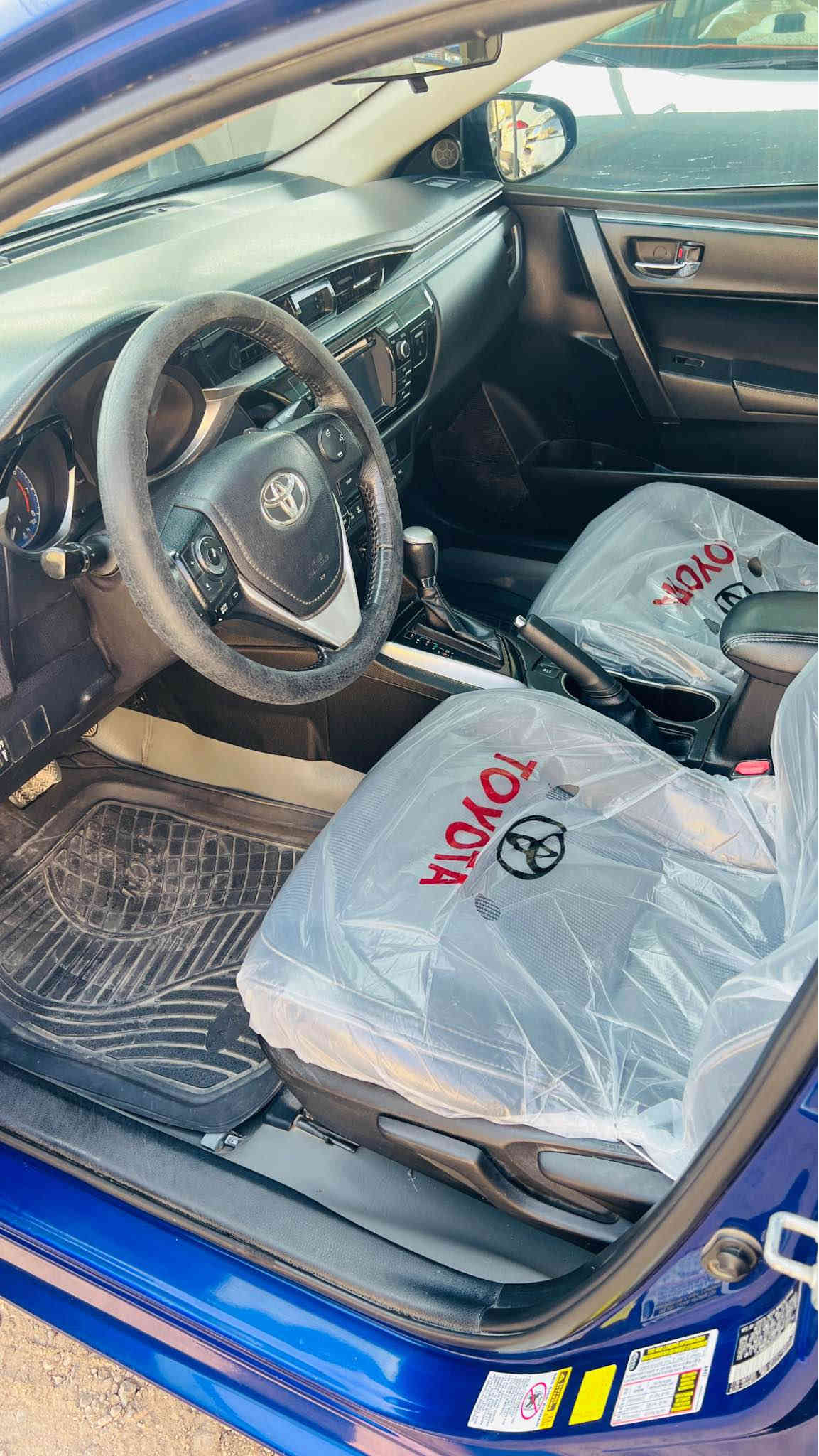 تحيه طيبه …❤️
سياره للبيع نوع تيوتا كورلا( اصلي ياباني مو تجميع صيني) 
موديل ٢٠١٦ 
رقم قادسيه مشروع وطني تتحول مباشر سنويه مجدده الى ٢٠٢٩ 
لون بنفسجي او نيلي 
.
وارد امريكي حادثها جاملغ وبنيد ونفسهن معمرات فقط وتروح تفحص يطلع غير هل كلام سونارك عليه 
.
مواصفات (S)
مكينه ٢٠٠٠ مكفوله من الفتح والتنقيص والتبخير جديده 
كير اوتوماتيك 
كشنات حضن وجلد 
تحكم ستيرن جهتين 
شفتات بالستيرن 
شاشه + كامره
ويل كروم بلادي 
لايت زنون بلادي 
ماشيه ١٣٠ الف فقط 
وسعرها ١٢٥ وبيها مجال بسيط لشراي 
وهذا رقمي *********** دهل اوران
