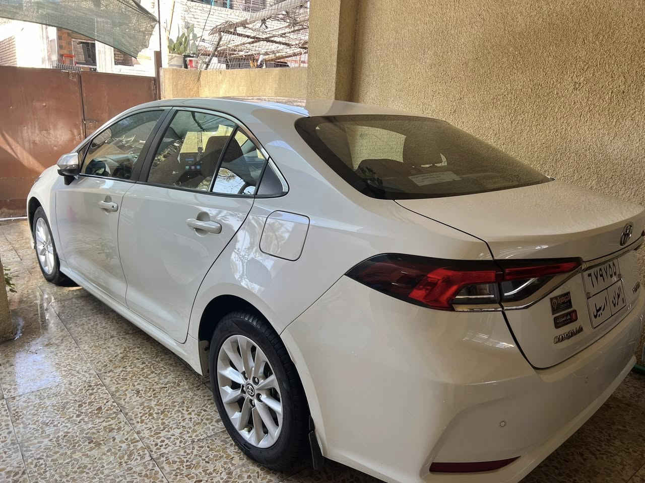 كورلا موديل 2021خليجي مكفوله من صبغ فقط بارد حافت باب سايق موصفات ساز معروفه  سعر ١٦٠ وبيها مجال قليل سياره كير محرك مكفول وبيها سونار 
مكاني بغداد البياع 
الاتصال ***********
