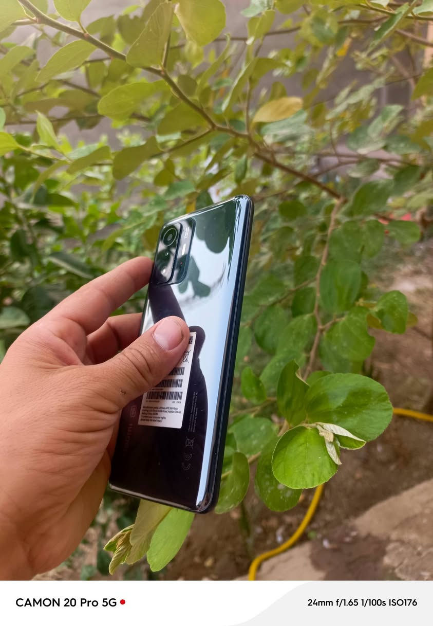 شاومي 11تي برو نظيف جدا 

المعالج سناب دراگون 888 -5g

ذاكرة 256

رام 12+12

الشاشة اموليد فول hdتدعم 120هيرتز8k

بطارية 5000

شحن 120واط شحن الجهاز تماما في 17 دقيقه 

كاميرا 108 ميگابيكسل

السعر 250 الف بدون ملحقات نجف شارع مطار ***********
