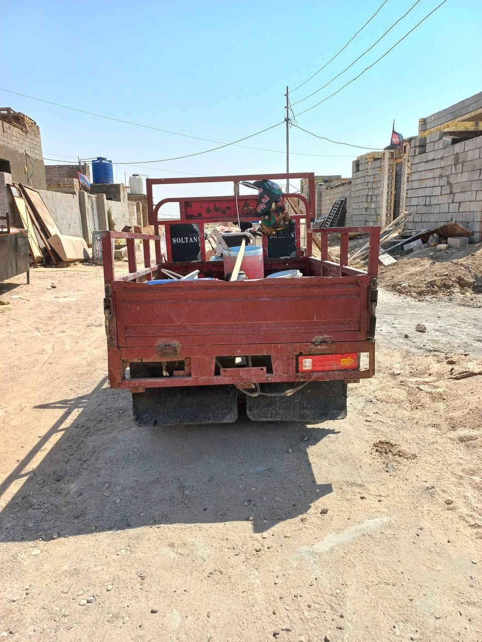 سلام عليكم ستوته موديل ٢٠١١ نضيفه بديه نضيف كهربائية شغاله ضفيره جديده اوراقه جديدات حيل وكيله بشارع بغداد مكتب روان محركه ناعم عارضه مليون و١٥٠ ***********
