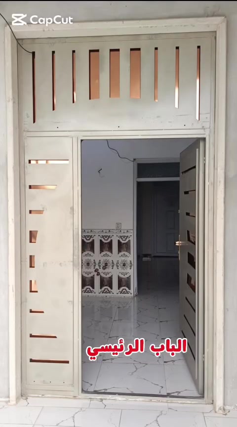 السلام عليكم ورحمة الله وبركاته
منزل للبيع 
في ناحية العلم قرب قاعة اناسي
المساحة 520
التفاصيل
3غرف نوم 4×5مع هول4×5 مع ديوانية8×5
صالة كبيرة مع درج عدل 
صحيات داخلية وخارجية 
طرمة كبيرة 75 متر سيراميك
واجهة ديكور حديث
حديقة كبيرة 12 × 7 مزروعة برتقال ونارنج و ورد جوري سلطاني مع حديقة جانبية مزروعة برتقال ايضا
گراج كبير يسع أكثر من سيارة
سطح واسع مع ستارة عالية ملبوخة داخل وخارج
خزانات ماء عدد 2 
ماطور جديد لرفع الماء 
كهرباء ميزانية مع مولد 
نقص المنزل سقوف 
و صب الرصيف حول المنزل
قرب قاعة أماسي للمناسبات/زراعي 
السعر 65 وبي مجال للتفاوض  
للتفاوض الاتصال على الرقم ***********/***********
