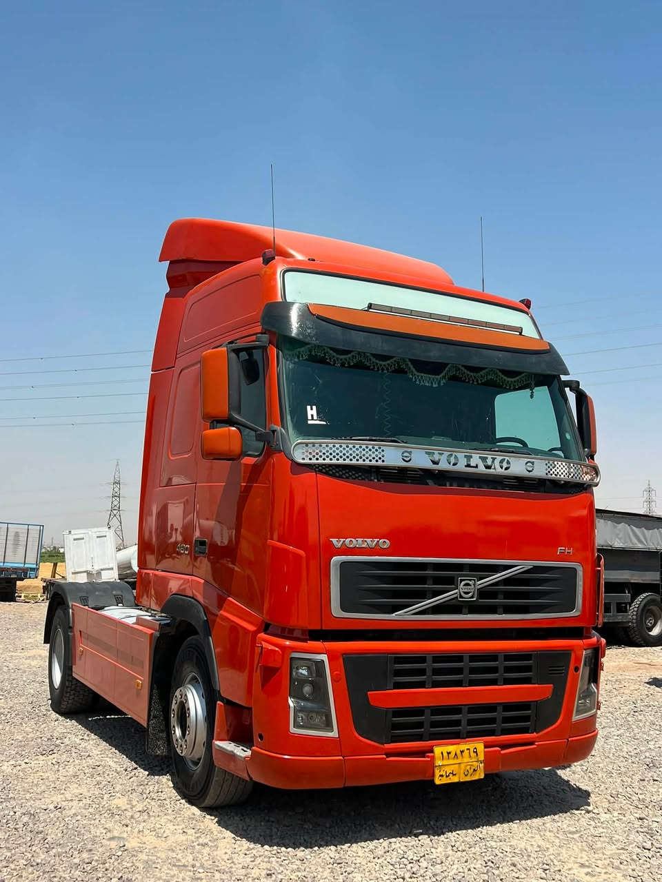 فالفؤ 2006اتوماتيك حجم480 مربوط سهريج دبل تاير 47طن+قلاب 47طن گير محرك سبغ اكسل شرط شانسي باج سنوي 2023ساقط سحر165مجال***********
