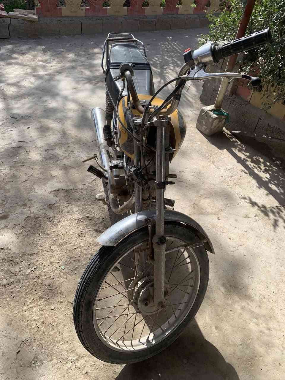 دراجه يراني ادوات للبيع ***********
