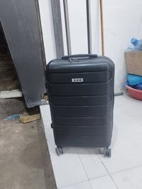 جنطة سفر • حجم وسط • الناصرية الثورة