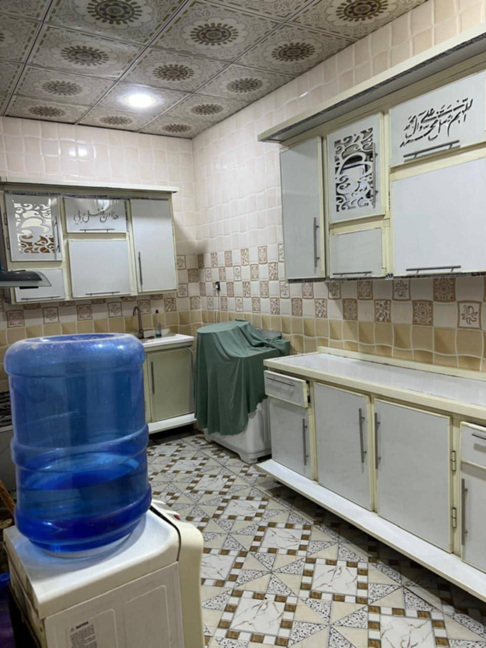 بيت زراعي مئثث البناء طابوك السقف صب خريطه كامله مقابيل القريه غدير عمود ٢٧٤ السعر ٦٥ اوبي مجال


**إذا كنت صاحب هذا الإعلان وتريد حذفه لأي سبب، رجاءا أرسل رسالة إلى الدعم الفني**