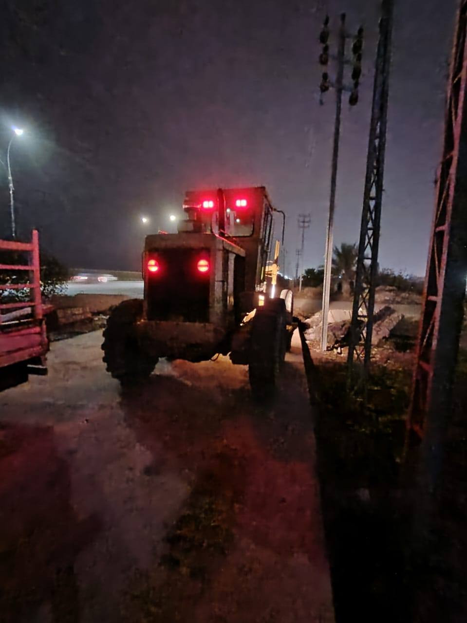 گريدر للبيع جاهز للعمل ما بي أي نقص
المكان الرمادي للأستفسار
***********
