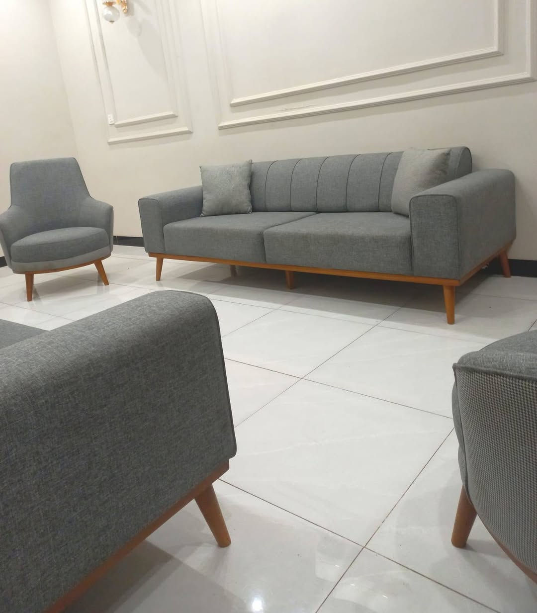 تخم تركي 10 مقاعد مودرن نضام سرير قماش جيكور دير فريم ارجل زان سفج بولستر طبي نضافته ١٠٠% مبي اي ضرر اخو جديد  سعر... 750 وبي مجال بسيط


**إذا كنت صاحب هذا الإعلان وتريد حذفه لأي سبب، رجاءا أرسل رسالة إلى الدعم الفني**