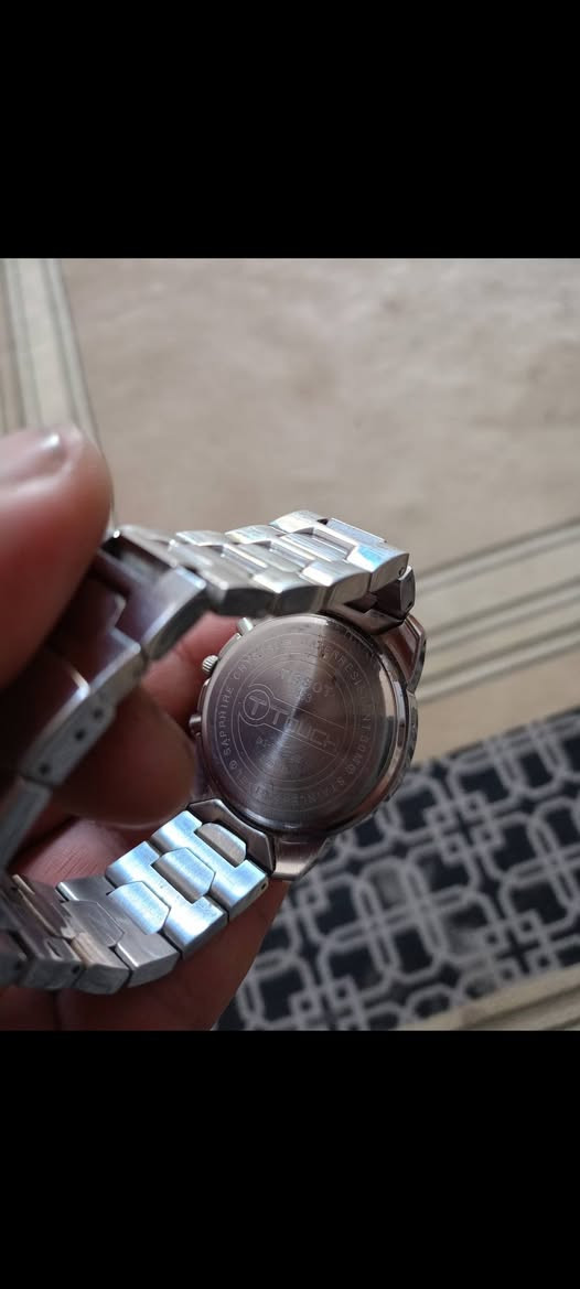 Tissot T-Touch  ساعة هاي كوبي مال باله مكينة مايوتا  للبيع السعر 40 الف مكان بغداد ***********
