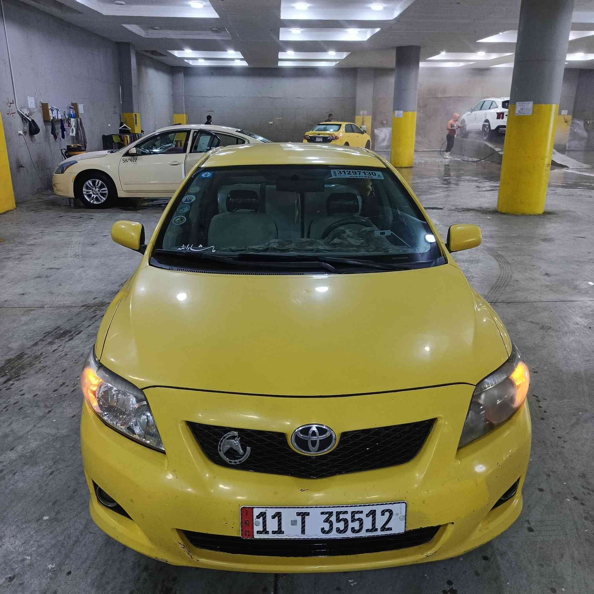 السلام عليكم كورلا لبيع موديل 2009حدثه باب السائق فقط كهربائي كله شغال دوشمه عام تخم تاير جديد شاده كير جديد مكينه حاركه كازكيت ابيع على وضع السياره حلوه الله شاهد السياره مال جني مكاني ديالى خانقين رقم ***********
