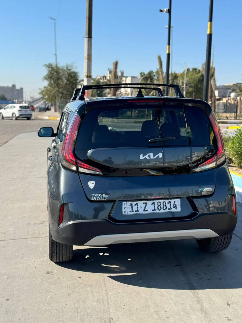 كيا صول 2024بدون صبغ بارد باب ايمن تبديل دعاميه نفس الون مواصفات ESفتحه شاشه كبيره بصمه مواصفات معروفه غرفتها بيدي ماشيه 4الاف السعر 160ورقه بيها مجال شي بسيط التفاصيل *********** الموقع العبيدي صورت الحادث موجوده
