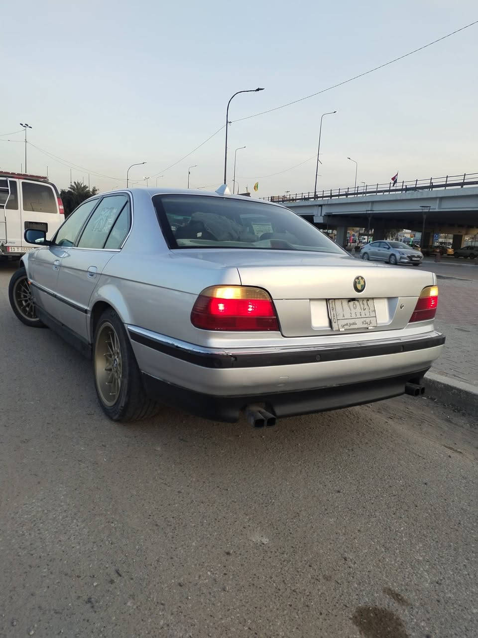 سياره بي ام للبيع لو مرواس موديل 95 محدثة 2000
صباغ جماليه
مكينه جديد
وكير جديد
حداديه جديد
منضومه تبريد كله جديد شرط وياه سويج
تحويل ثاني يوم مرايات شفط
كل نقص مابيها سياره خير من الله الاستفسار على هذا الرقم ***********
