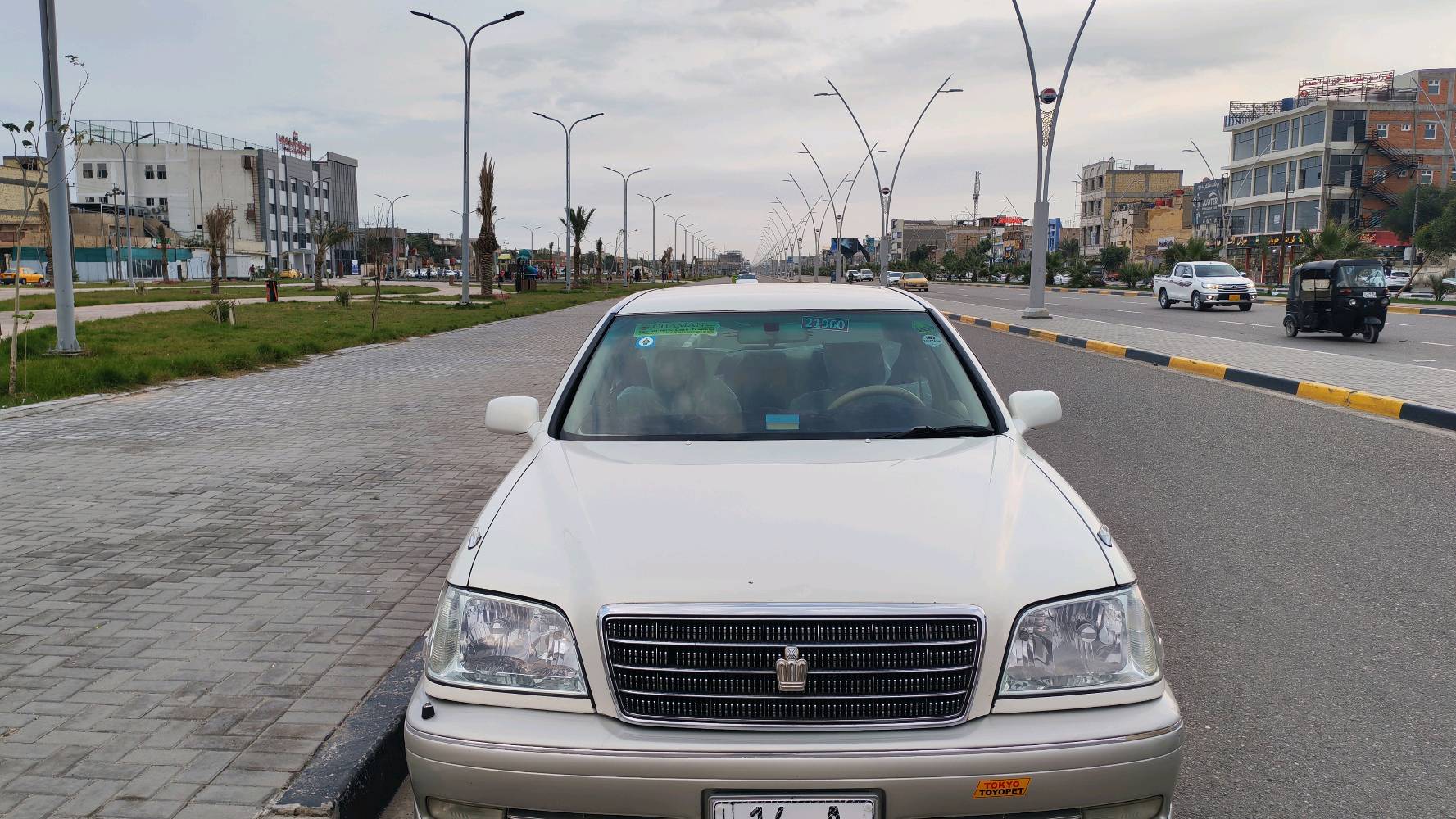 السلام عليكم جنون خضراوي قرار48 كرستال اصل سنويه 2027 تنتهي رقم بصره انكليزي تلث دكم ديفور الجبير تبريد ثلج 
غرفه جلد كفاله كص ونقل والضربه القويه
مامكفوله من الصبغ حداديه حلوه تخم تاير 
ويل نجمه سياره حلوه تجي وشوف بعينك
السعر 135 وبيه مجال مكاني البصره القبله 
***********
***********