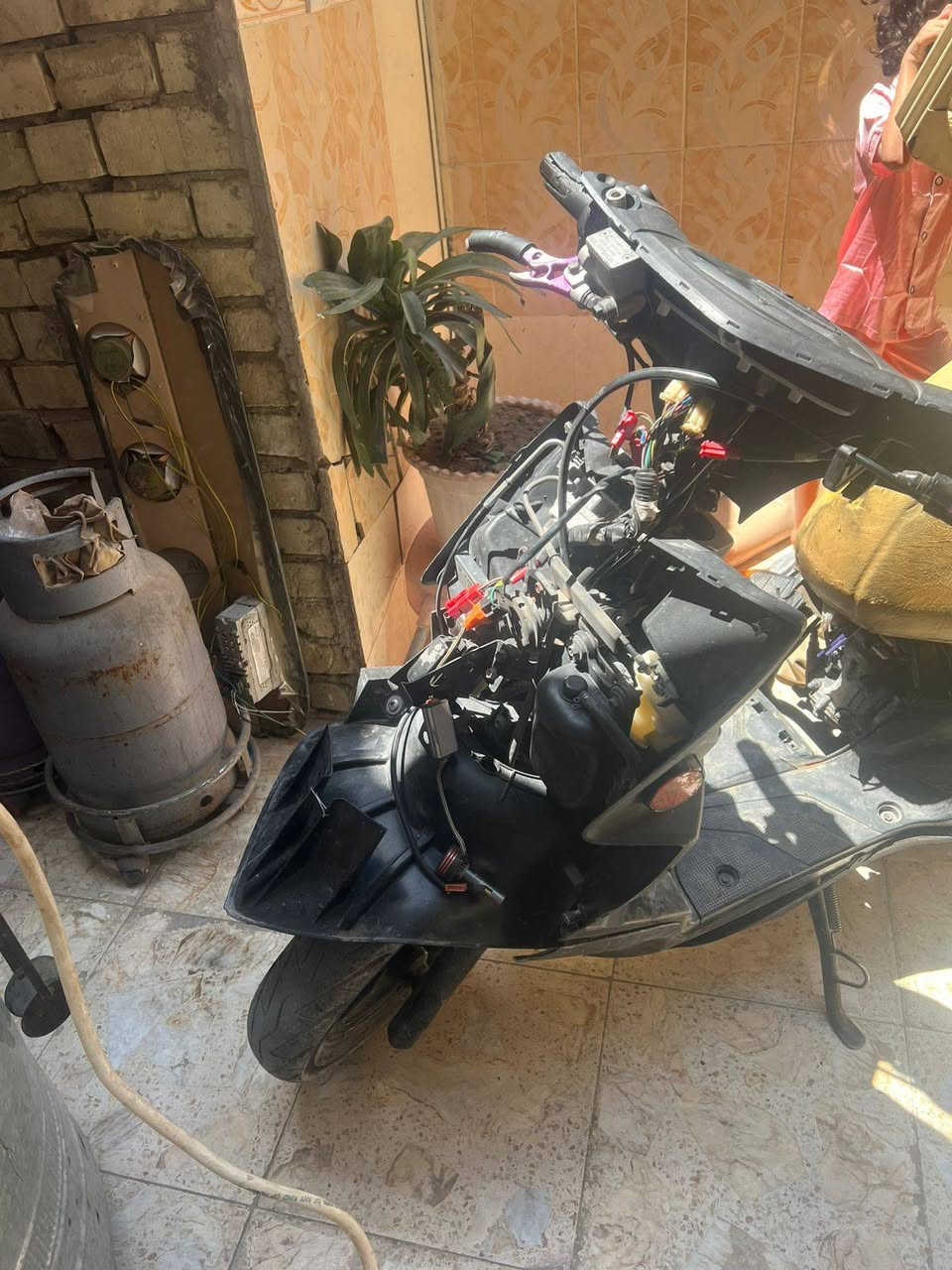جيتي ار للبيع مكفوله كفاله عامه مكينه اتخبل مكفوله نقص الدرجة كفرات بس المكان بغداد البلديات***********
السعر ٦٥٠ مكينه خرسه

