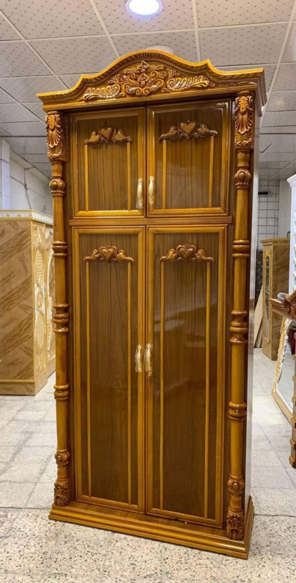 لبيع غرفة نوم استعمال قليل واسط عزيزية مقابيل التربيه ***********
