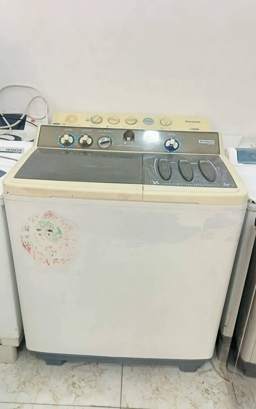 السلام عليكم
يالله اللهم صلي على محمد وآل محمد 

_غساله فول اوتماتيك ١٩كيلو استعمال قليل جديدة 
_غسالات هيتاشي ياباني وبقيه الشركات 
_غسالات اطفال توشيبا بلكارتون 
 وصورة تشهد كدامكم هيه تحجي نضافه

 _للاستفسار /مراسله خاص او اتصال على الرقم
الرقم/***********
