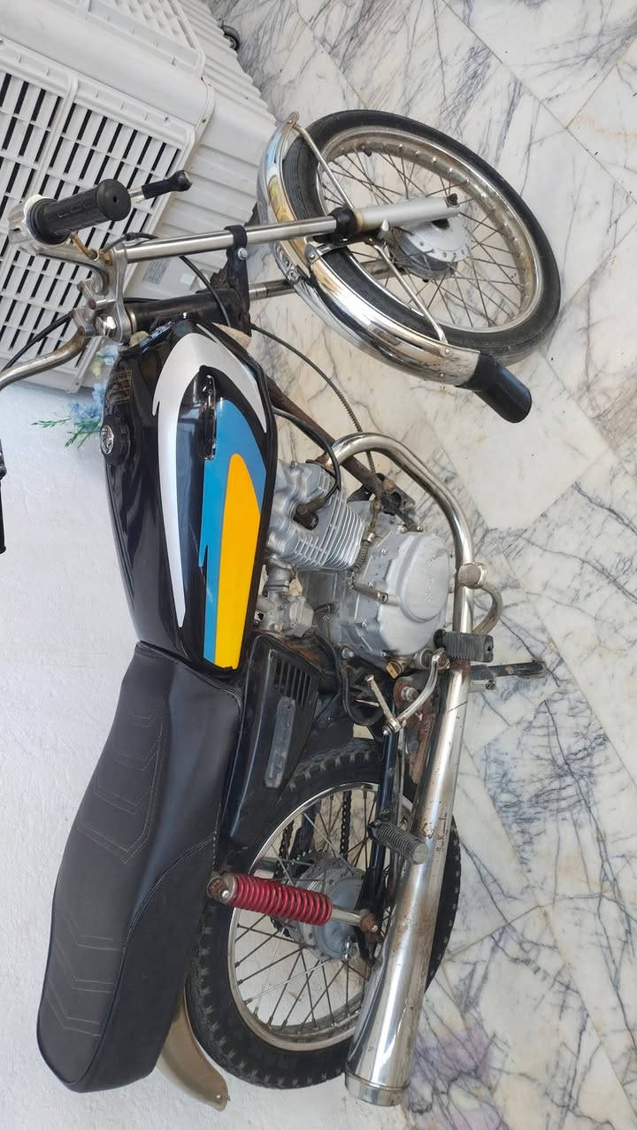سلام عليكم دراجه ايراني نامه مكينه وشاصي بدون اوراق
السعر330وبيها مجال ***********
