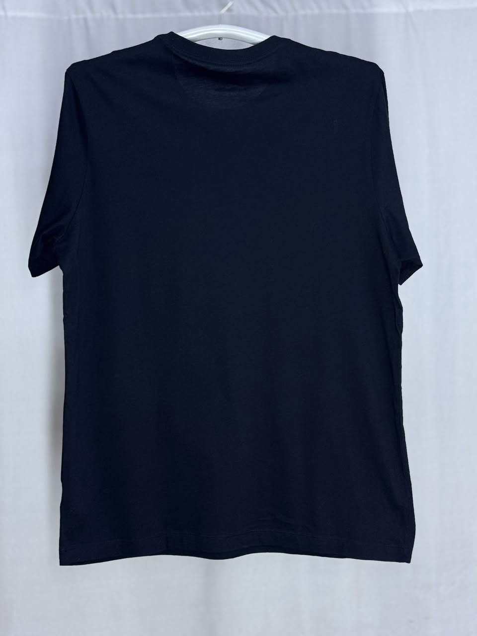 تشيرت (نايك  )سوبر كريم  
القياس L تلبس وزن 90 
النظافه 💯/💯  

يوجد توصيل 🚚 (بغداد -محافظات )
☎️رقم الهاتف :***********

للحجز -دايركت
