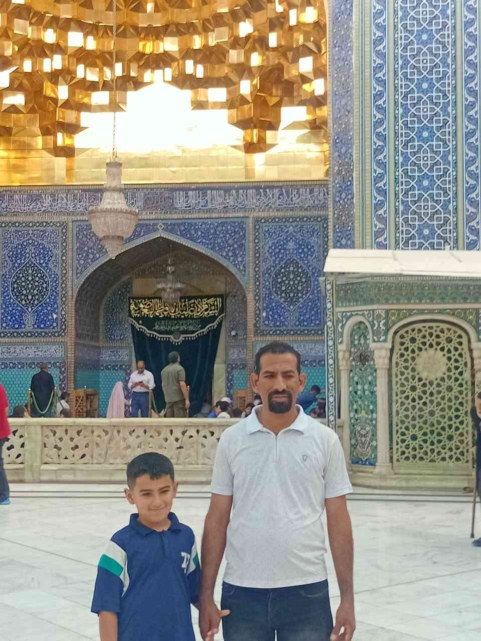 كروب الدليل السياحي أبو رضا في قم المقدسة في مزارات ثما نتقل طريق قم الى مشهد المقدسة ان شاءالله نستمر بكروبتنا  الى ايران يوم ٦/٧ الرحله القادمة ان شاءالله  قم و مشهد  وباص الثاني قم مشهد و شمال ايران  حجز الاستفسار على الرقم التالي ***********
